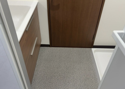 【脱衣所】 | プレジャーガーデン橋本 | 洗面脱衣所は「体を綺麗に整える場所」という目的と役割を持っています。そして便利で使い勝手のいい「体を綺麗に整える場所」にするためには、配置や動線、照明や収納計画をしっかりと検討しておく必要があります。