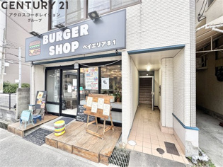 早川総合東ビルのエントランス