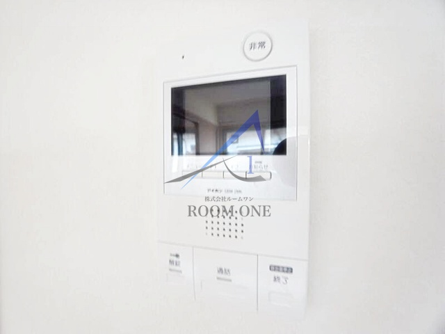 ヴィヴァン山王のセキュリティ|モニター付きインターホンです。