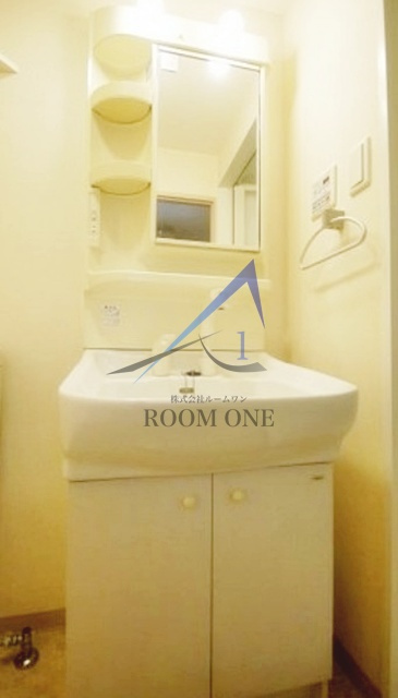 Ｍａｊｏｒ　Ｌａｎｄ　横濱鶴見の洗面所|洗面台です。