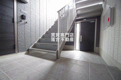 【エントランス】 | TKM-Ⅱ | 安心のオートロック付き♪