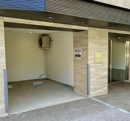 クオリタス門前仲町の駐車場