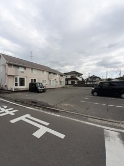 【駐車場】 | ウエストコート　Ａ | 駐車場に車を止められます