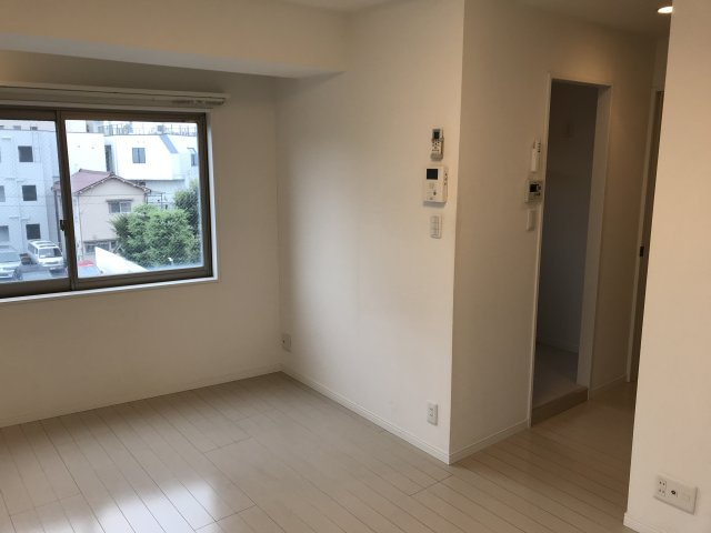 コスモポリタンの居間・リビング