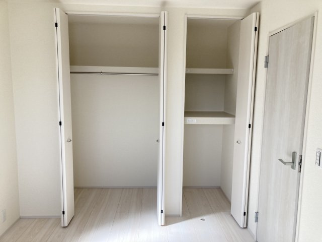 リーブルガーデンＳ第13渋川八木原　3号棟の収納|2階:洋室2収納です
