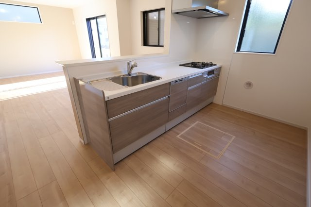 《仲介手数料無料》岩槻区本丸１丁目21-7(全1戸)新築一戸建てケイアイ クラフト ピットのキッチン