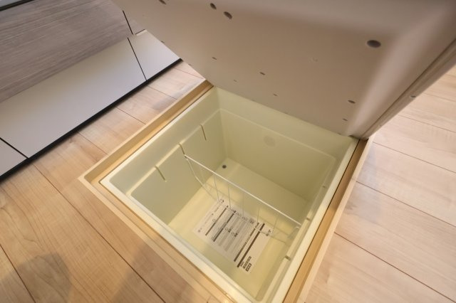 《仲介手数料無料》岩槻区本丸１丁目21-7(全1戸)新築一戸建てケイアイ クラフト ピットのキッチン