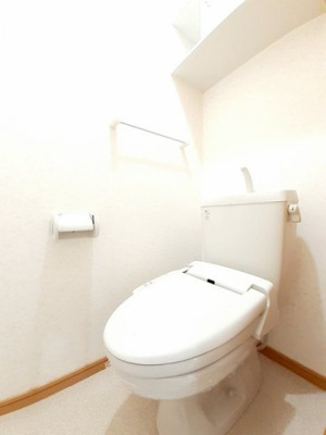 【洗面所】 | ウインド・ヒルⅡ | スペースが確保できる洗面所です