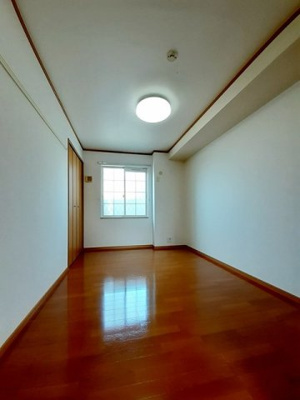 【内装】 | ウインド・ヒルⅡ | 内装は落ち着いています