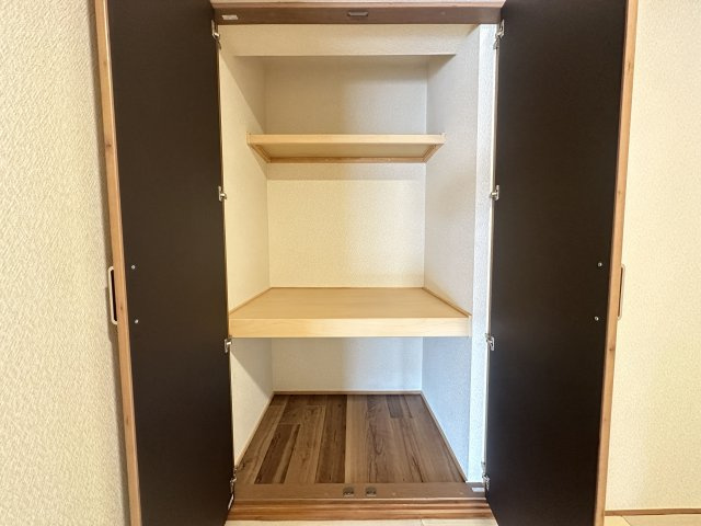 星陵台ハイツの収納