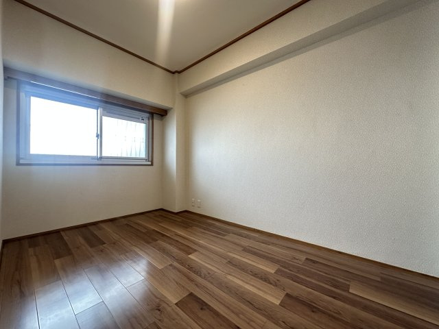 星陵台ハイツの洋室