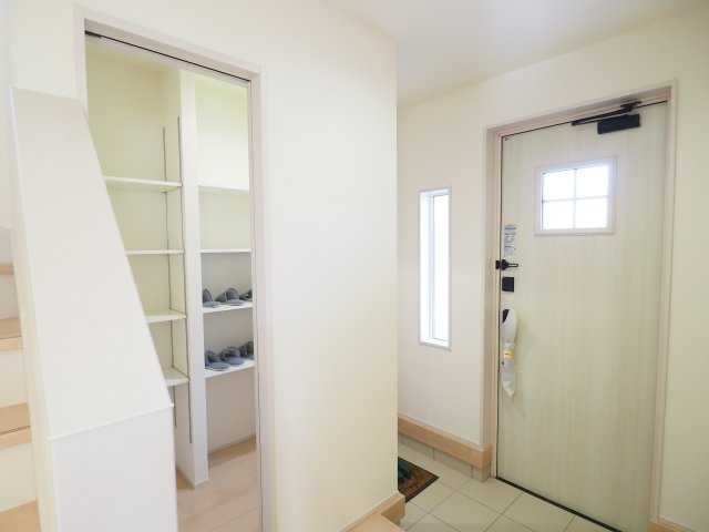 【収納】 | Livele Garden.S　蓬莱町６丁目第２　１号棟 | ★内覧予約で新米4kg★