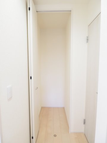 【収納】 | Livele Garden.S　蓬莱町６丁目第２　１号棟 | ★内覧予約で新米4kg★