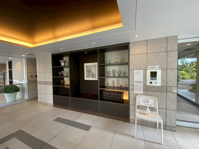 プラウドシティ阿佐谷 セントラルC棟のエントランス