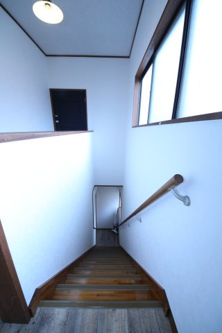 ぬこハウス相模原のその他共用部分|清潔感のある廊下。
