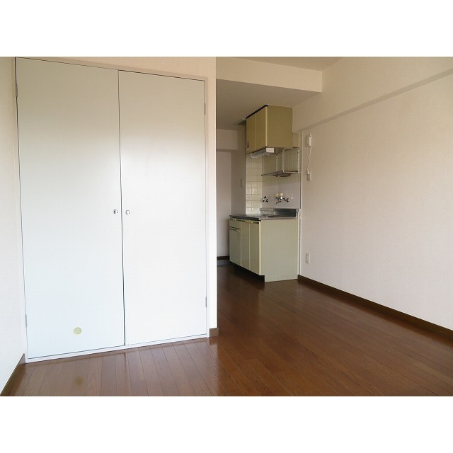 エレガンス綾瀬６のその他