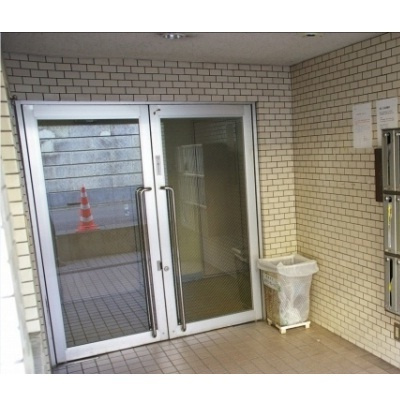 パレ・ドール世田谷代田の内装|明るい色調の室内です