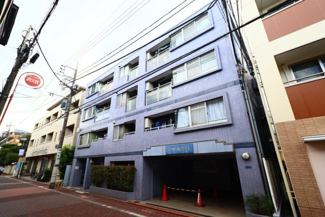 セザール御嶽山の外観|外観は落ち着いています