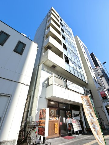 千葉中央駅前ビルの外観