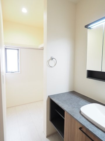 【洗面所】 | Livele Garden.S　蓬莱町６丁目第２　２号棟 | ★内覧予約で新米4kg★