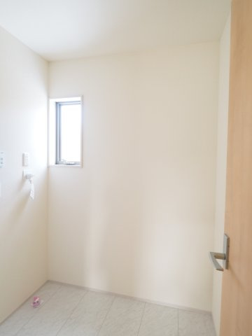 【ランドリースペース】 | Livele Garden.S　蓬莱町６丁目第２　２号棟 | ★内覧予約で新米4kg★