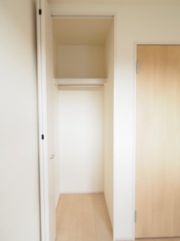 【収納】 | Livele Garden.S　蓬莱町６丁目第２　２号棟 | ★内覧予約で新米4kg★