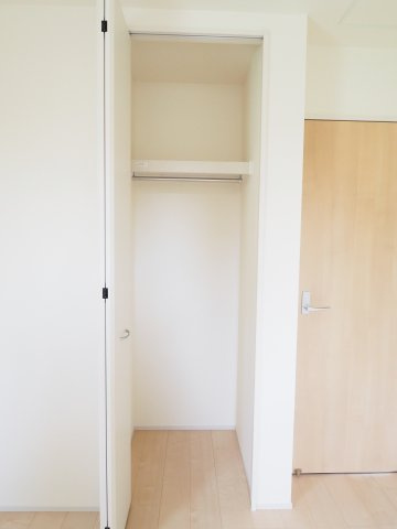 【収納】 | Livele Garden.S　蓬莱町６丁目第２　２号棟 | ★内覧予約で新米4kg★