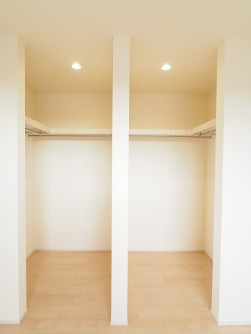 【収納】 | Livele Garden.S　蓬莱町６丁目第２　２号棟 | ★内覧予約で新米4kg★