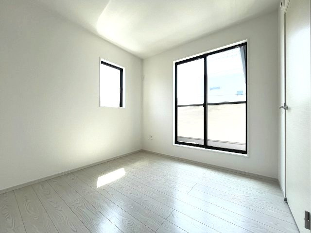 【子供部屋】 | 糟屋郡宇美町明神坂3丁目2期　1号棟（全1棟）【仲介手数料無料・0円】 | 施工例。施工例は完成時と異なる場合があります。