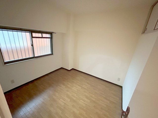 第2丸重グランドハイツの寝室