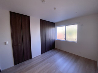 【寝室】 | Same sky