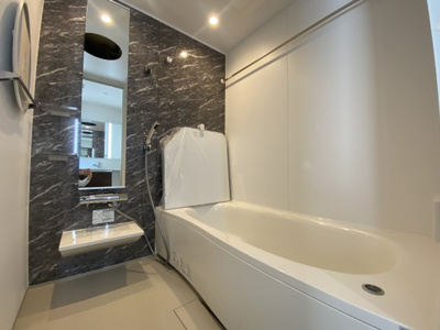 【浴室】 | Same sky