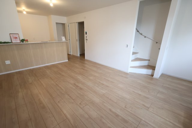 《仲介手数料無料》桜区南元宿１丁目1-41新築一戸建てケイアイ クラフト ピットの居間・リビング