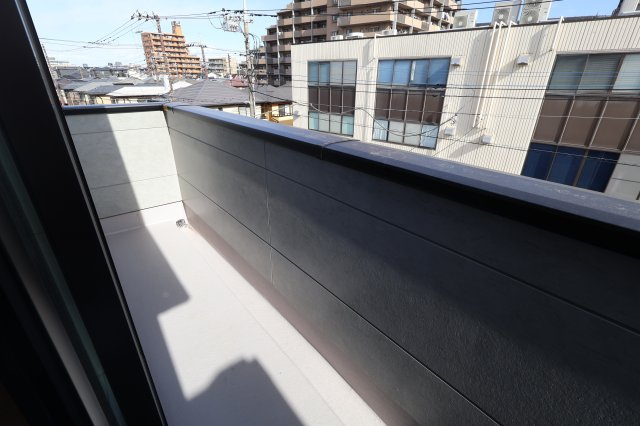 《仲介手数料無料》桜区南元宿１丁目1-41新築一戸建てケイアイ クラフト ピットのバルコニー