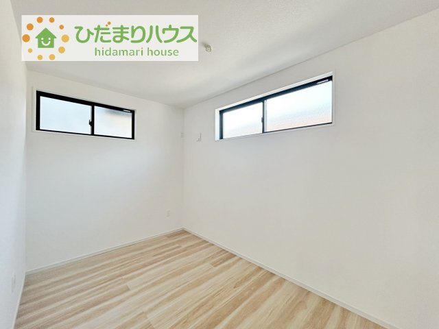 【洋室】 | 土浦市摩利山新田1期　新築戸建　3号棟 | 木の温もりがやさしいフローリング♪