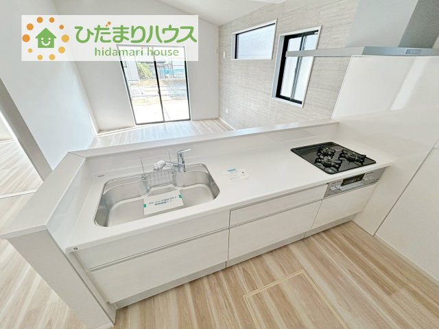 【キッチン】 | 土浦市摩利山新田1期　新築戸建　3号棟 | 料理をしながらでも、ご家族との会話を楽しめる対面式キッチン♪
