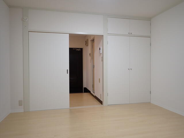 ベランダ側から見た写真。