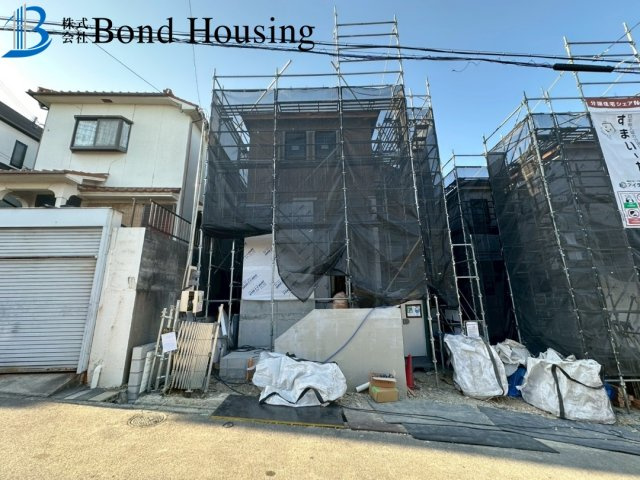 WIC等嬉しい収納豊富　松が丘3丁目　全2区画　2号棟