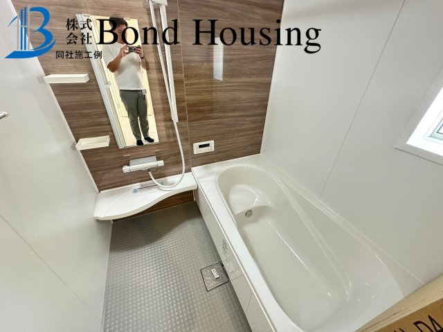 WIC等嬉しい収納豊富　松が丘3丁目　全2区画　2号棟の浴室