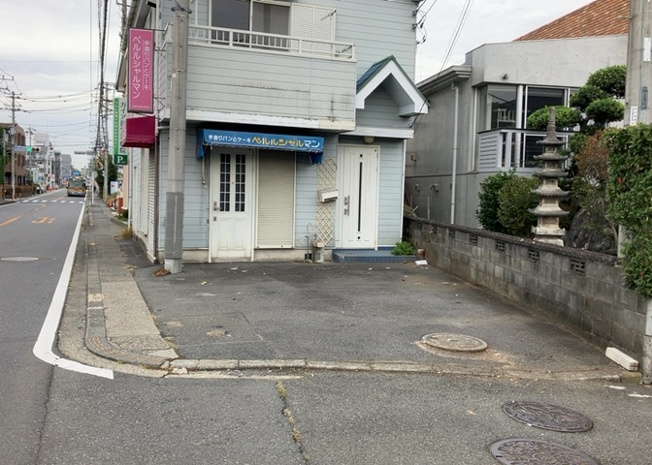 【外観】 | 土地探しをしていると都市計画区域という言葉を目にすると思います。法律によって、都道府県知事や国土交通大臣が指定するエリアのことを指しており、都市計画区域は市街化区域と市街化調整区域に分けられています。