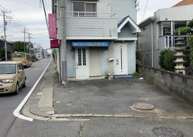 【外観】 | 販売されている全ての土地が、宅地用の土地であるとは限りません。都市計画法に基づき、基本的に住宅を建てることができるのは土地計画区であることに加え、市街化区域として定められている地域のみとなっています。