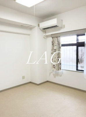 【寝室】 | エヴァーグリーン東立石 | 寝室です。