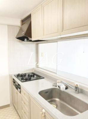 【キッチン】 | エヴァーグリーン東立石 | キッチンです。