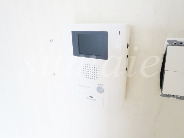 ミュールソレアードのセキュリティ|モニタ付インターホンです☆