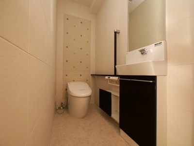 【トイレ】 | フルールアクアリオ | 落ち着いた色調のトイレです