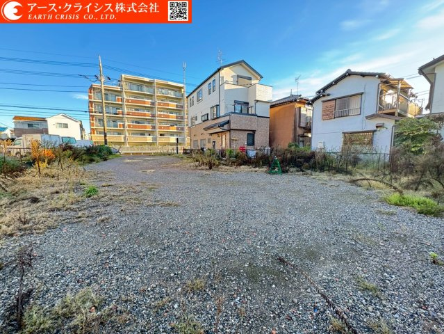 【外観】 | 松戸市五香4丁目 | 新しい家が増えても、空の広さはそのまま。春には桜、夏には青空、秋にはやわらかな光。季節ごとに表情を変える街で、長く暮らせる安心を。