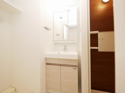 【独立洗面台】 | レオンコンフォート天神橋 | 独立洗面台です