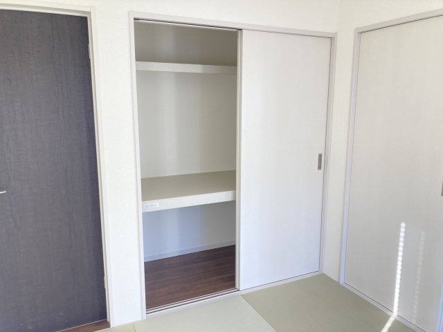 リーブルガーデンＳ第13渋川八木原　4号棟の収納|和室収納も充実しています♪