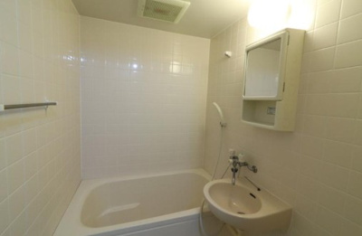 【浴室】 | イマージュⅡ | 追い焚き機能付きバス。