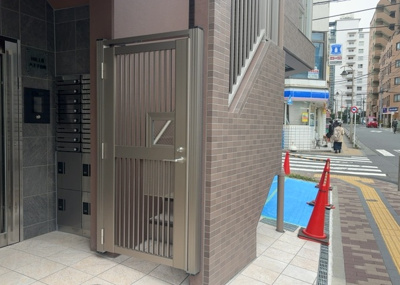 【外観】 | ＨＩＬＬＳ八王子台町 | 土地を買う際、住む地域の自治体や福祉の補助制度にも注目してみましょう。子供や老人の医療補助やゴミ出しのルールなど、自治体によってルールに大きな違いがあるため、暮らしやすい土地で判断するとよいでしょう。